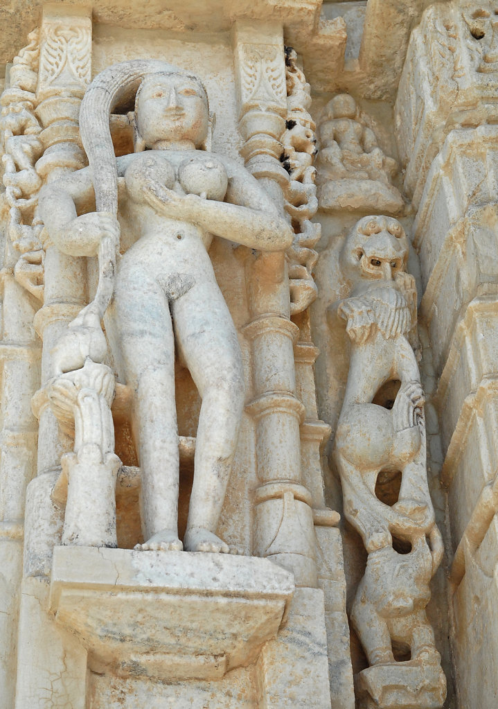 Sculptures on the Parsvanatha Jain Temple 1